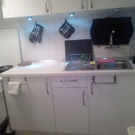 2 Bedroom Center Lägenhet