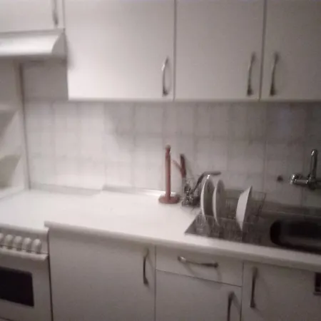 2 Bedroom Center *